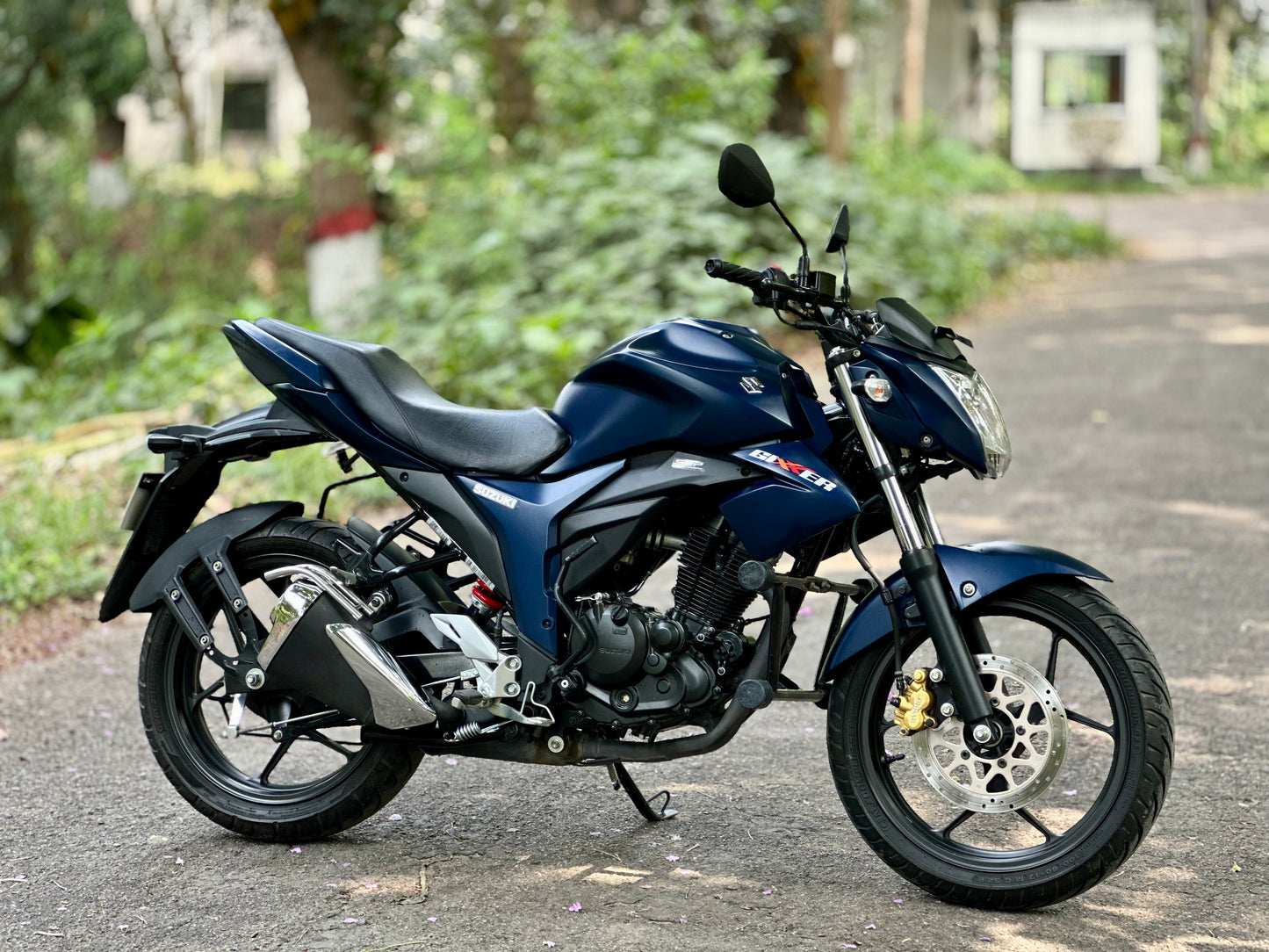 Suzuki Gixxer Monotone Classic Matt, Mileage 3300 KM