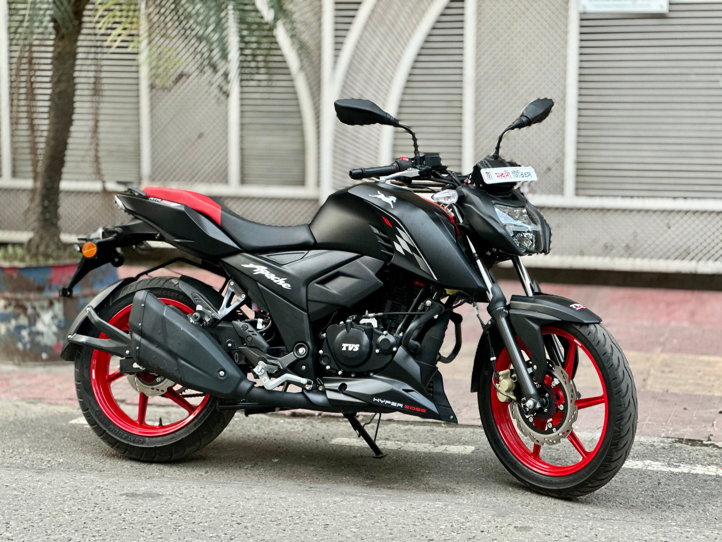 TVS 4V Fi ABS, Mileage 450 Kilometres