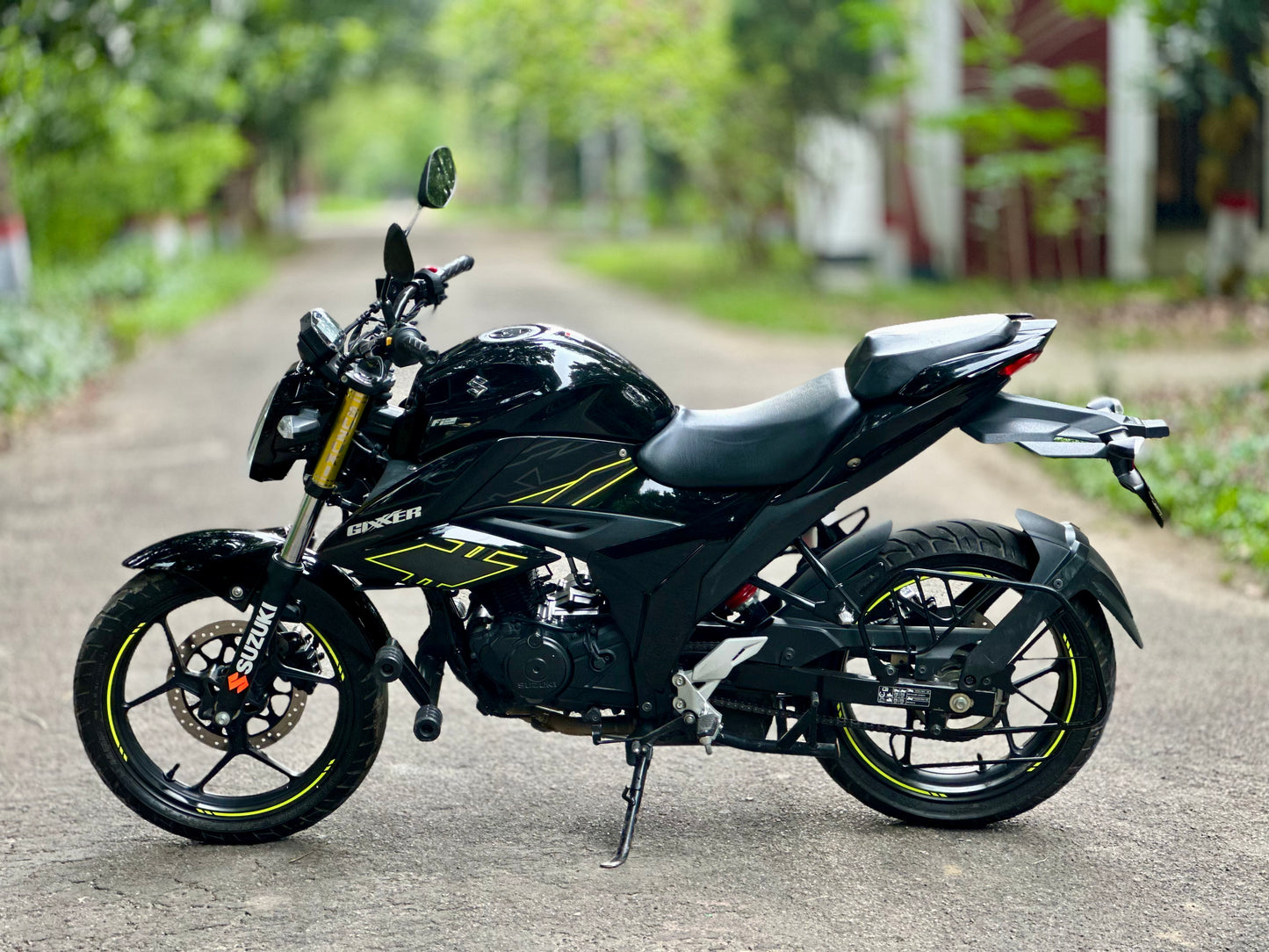 Suzuki Gixxer Fi Disk, Mileage 15600 KM