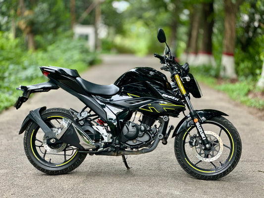 Suzuki Gixxer Fi Disk, Mileage 15600 KM