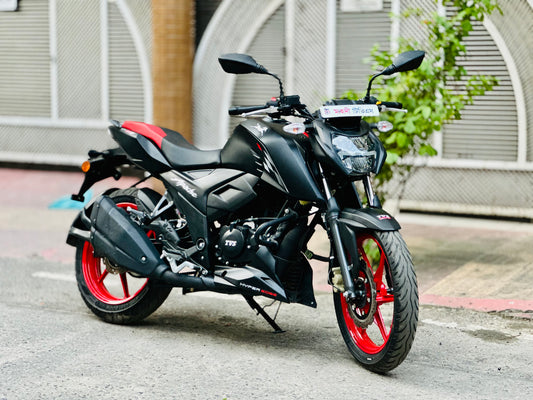TVS 4V Fi ABS, Mileage 450 Kilometres