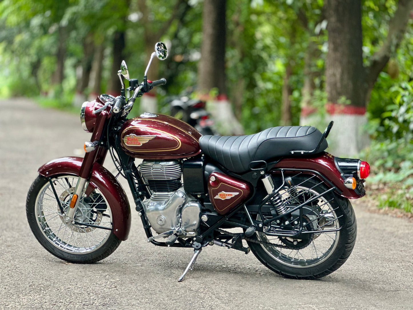 Royal Enfield Bullet 350, Mileage 900 KM