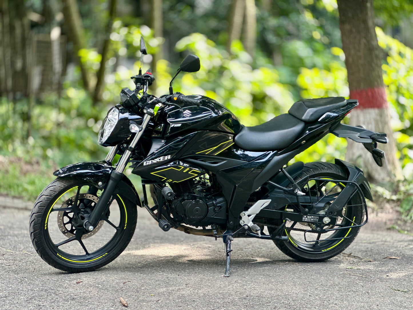 Suzuki Gixxer Fi ABS, Mileage 3800 KM