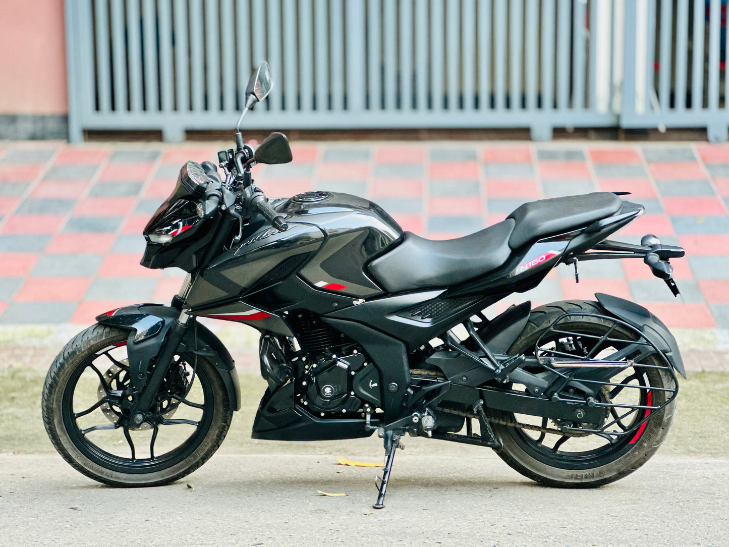 Bajaj N160 Carburettor, Mileage 6300 KM